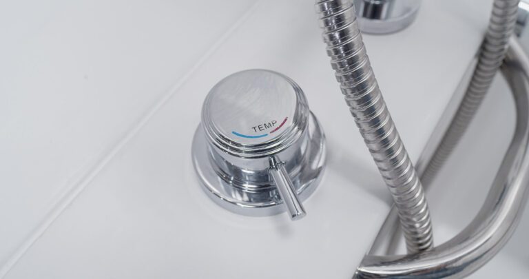 adjustable water temperature valve