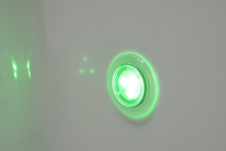 green light in the chromotherapy system